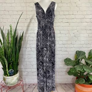 📦SOLD📦NWT Epilogue Maxi Dress